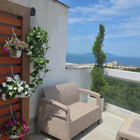 Magic Sea View Penthouse Apartamento Vlorë