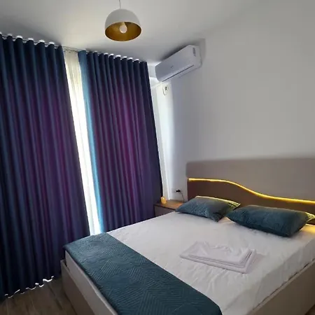 Magic Sea View Penthouse Apartamento Vlorë